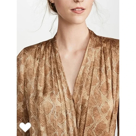 Paige Sevilla snake print bodysuit - Picture 2 of 13